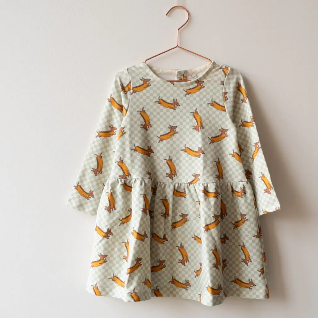 Ikatee - Patron Couture Enfant Robe "Helsinki Kids" du 3 au 12 ans 13.webp