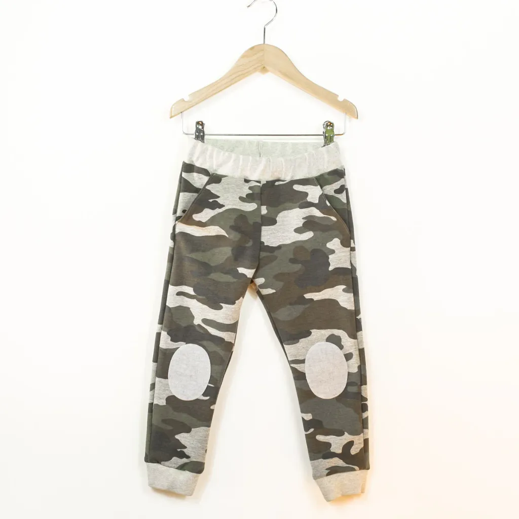Ikatee - Patron Couture Enfant Pantalon et Jogging "Jim" du 3 au 12 ans 4.webp