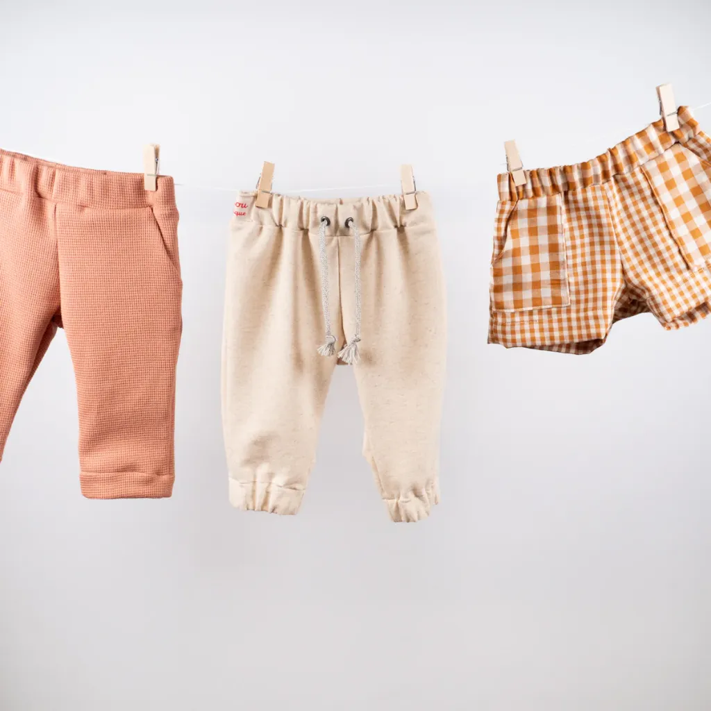 Ikatee - Patron Couture Bébé Pantalon ou Short "New York" du 1 mois au 4 ans 10.webp