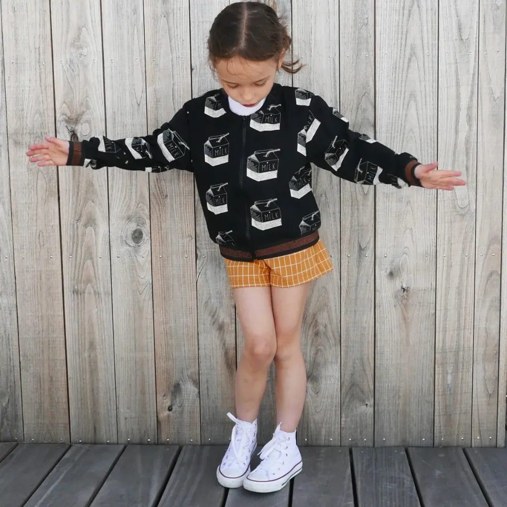 Ikatee - Patron Couture Enfant Sweat zippé et Bomber Mixte "Jules" du 3 au 12 ans 8.webp