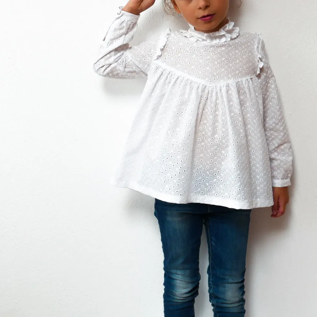 Ikatee - Patron Couture Enfant Blouse et Robe "Louise" du 3 au 12 ans 5.webp