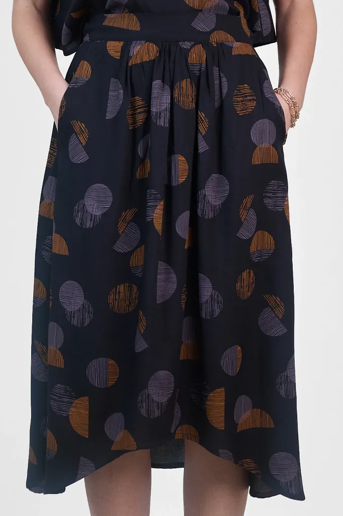 Atelier Brunette "LA Jupe Déroutante" – Patron Couture Femme Jupe Asymétrique du 34 au 50 4.webp