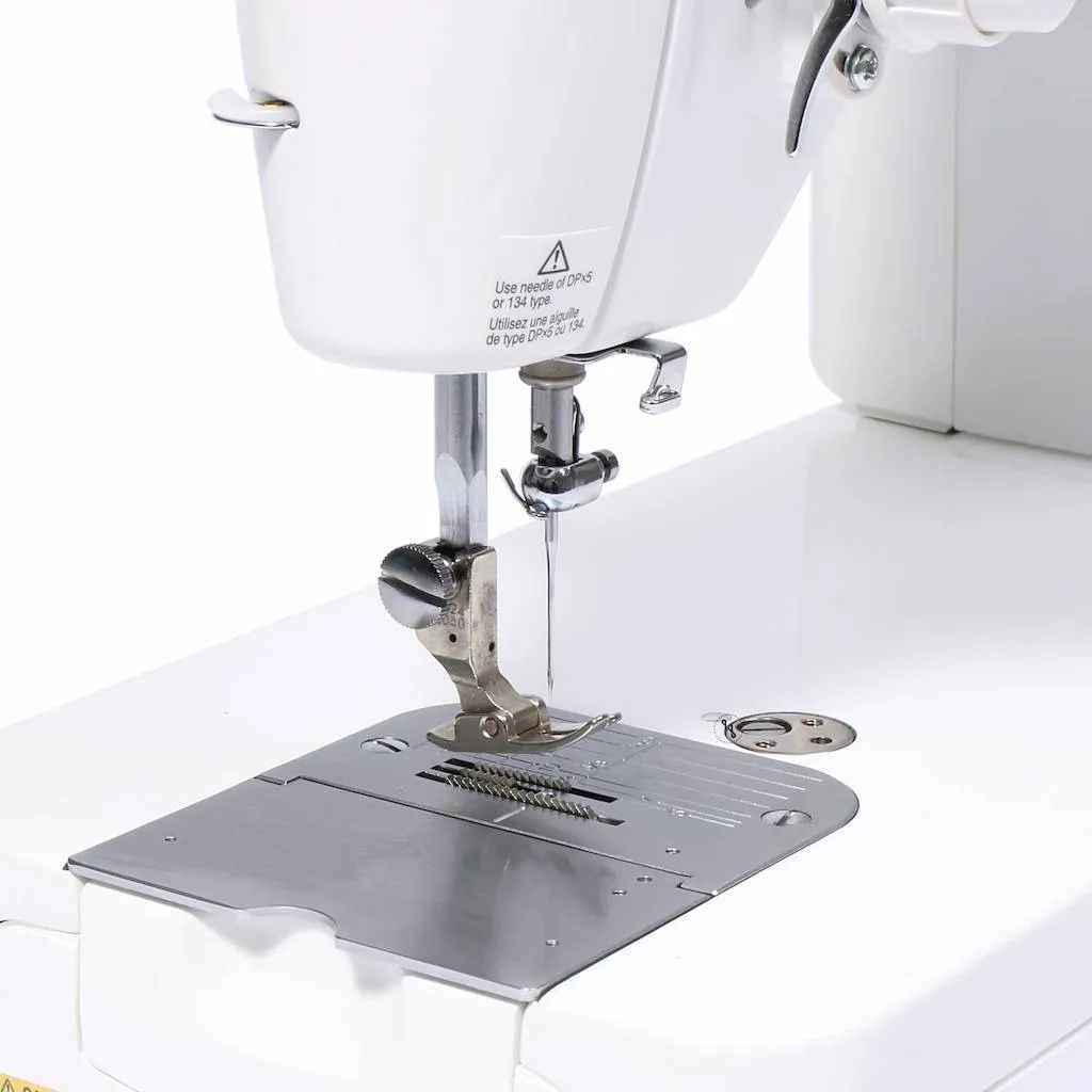 Machine à coudre JUKI TL-2300 Sumato 5.webp