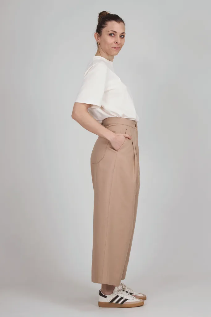 I Am Patterns "Harmonie" – Patron Couture Femme Pantalon, Jupe Culotte ou Short Taille Haute du 36 au 46 24.webp