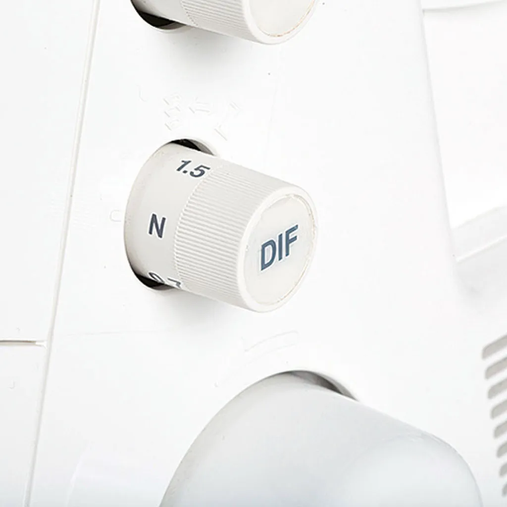 JUKI - Recouvreuse MCS-1800 Kirei 14.webp