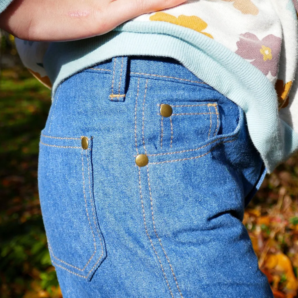 Petits D'om "Django" – Patron Couture Enfant Jean ou Pantalon Cargo du 2 au 16 ans 4.webp