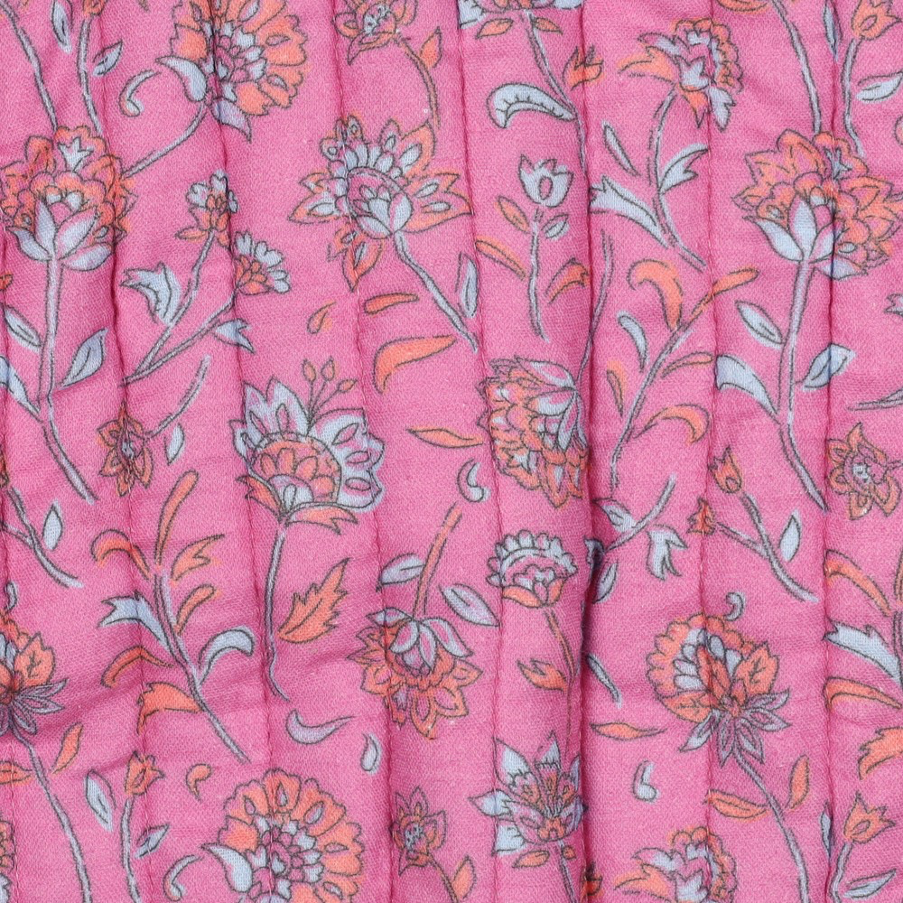 Poppy – Tissu Double Gaze Matelassé Réversible Imprimée – Motif Floral Sur Fond Rose  3.webp