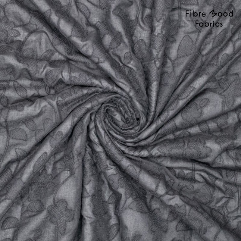 Fibre Mood – Tissu Coton Rebrodé Fleurs « Samira » Uni Noir  3.webp
