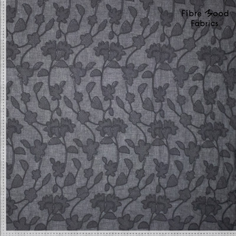 Fibre Mood – Tissu Coton Rebrodé Fleurs « Samira » Uni Noir  .webp