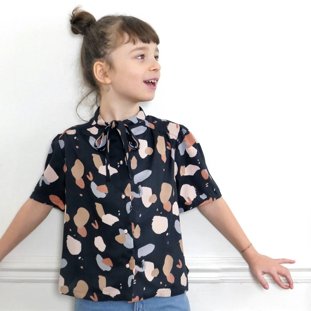 Ikatee - Patron Couture Enfant Blouse ou Robe "Alex" de 3 à 12 ans 2.webp