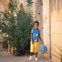 See-You-at-Six-Tissu-French-Terry-de-Coton-Imprime-Bananas-sur-le-Fond-Bleu-Mer-du-Belise-4.webp