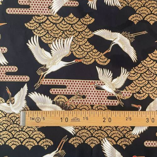Naka Fabrics - Tissu Coton Japonais – Grues Impériales Bleu Nuit 5.webp