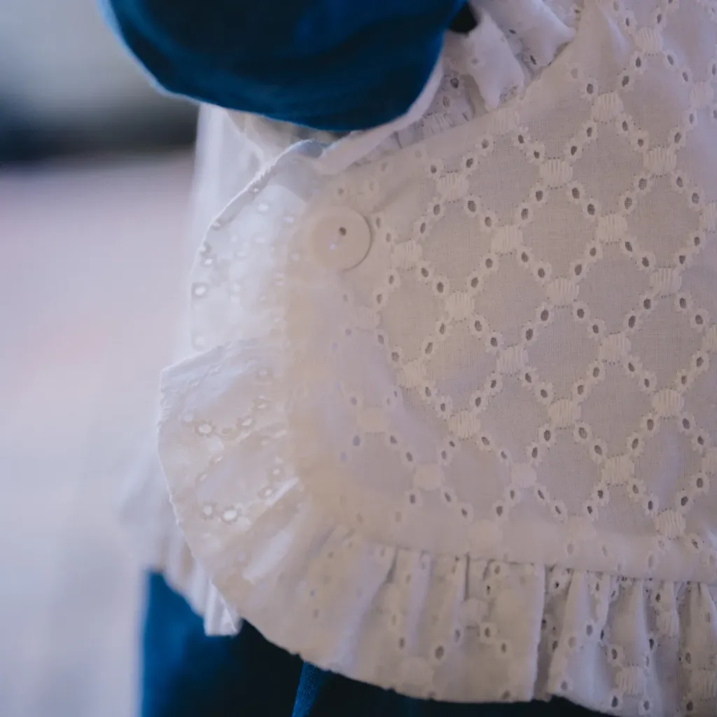Ikatee - Patron Couture Bébé Plastron, Pull sans Manches et Bavoir "Adélaïde" du 6 mois au 4 ans 6.webp