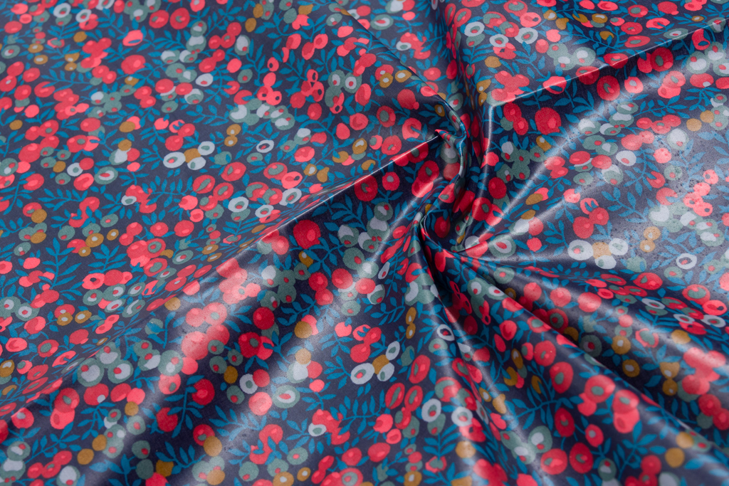 Liberty Fabrics – Coupon Tissu Enduit Wiltshire Bleu Marine - 50 x 65 cm 3.webp