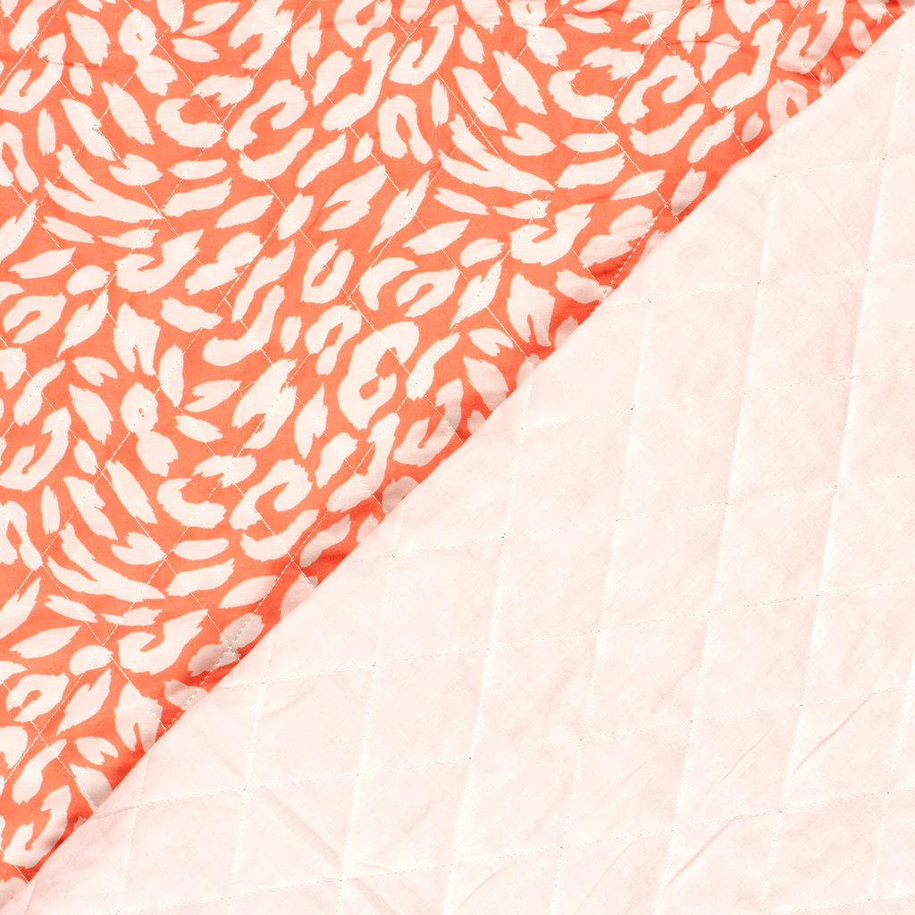 Sélection Coup de coudre - Tissu Voile de Coton Matelassé "Léopard" Corail  1.webp