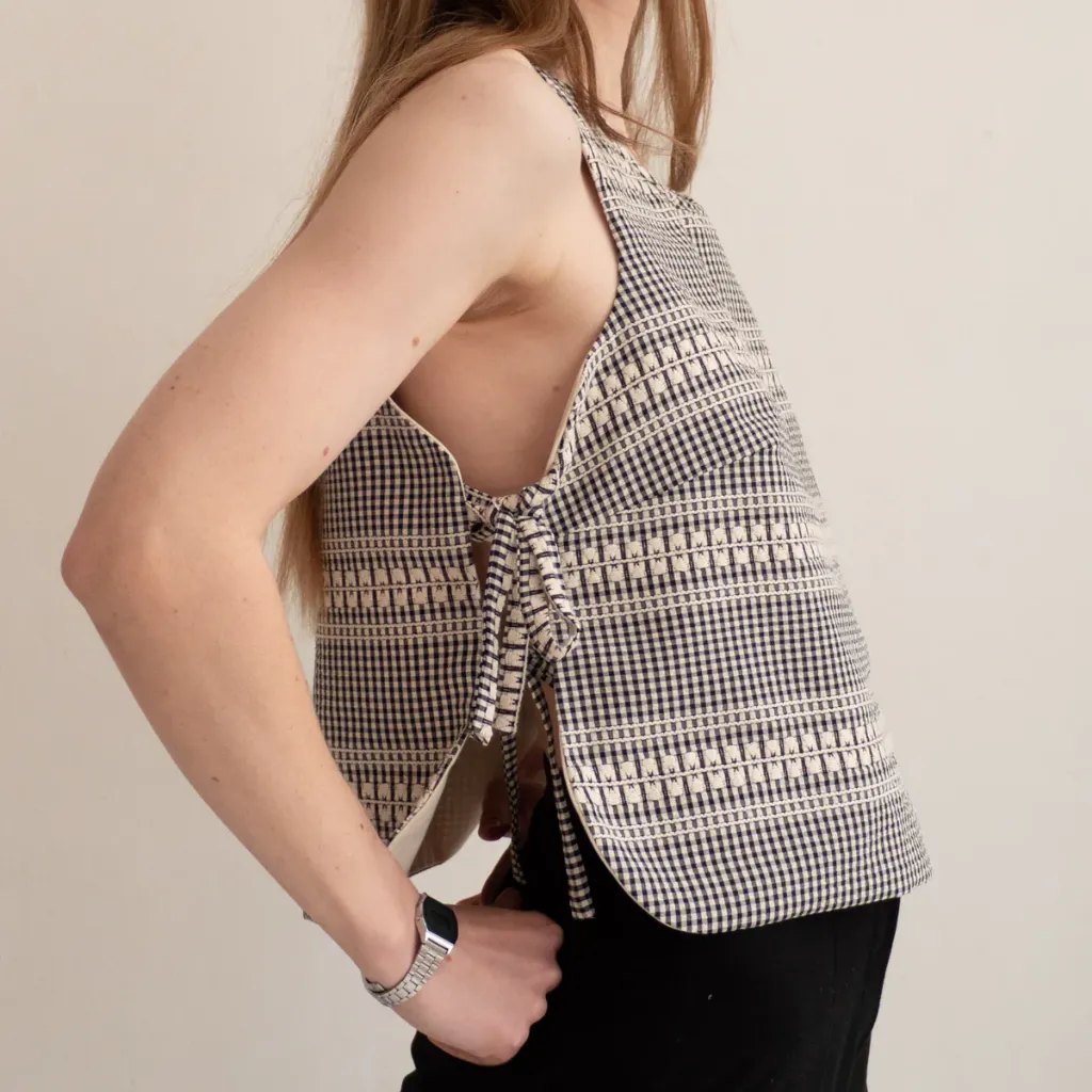 Ikatee - Patron Couture Femme Plastron et Pull sans manches "Brisbane" du 32 au 52 13.webp