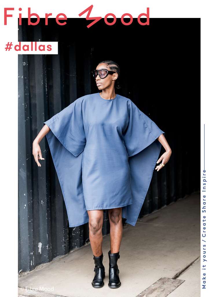 Fibre Mood – Tissu Aspect Tencel en Viscose Melangé « Dallas » Uni Couleur Bleu Foncé 2.webp