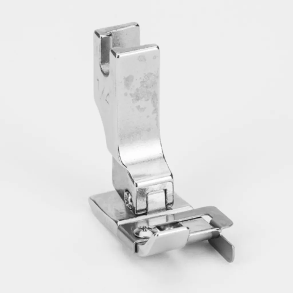 JUKI - Pied avec Guide pour Machines à Coudre TL-2300 Sumato et TL-2200QVP (7 mm)