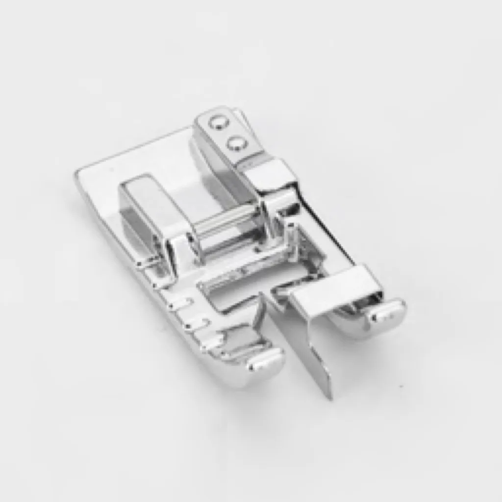 [40219628] JUKI - Pied Bordure étroit pour Machines à Coudre de Série G / F / DX / NX-7 / UX-8