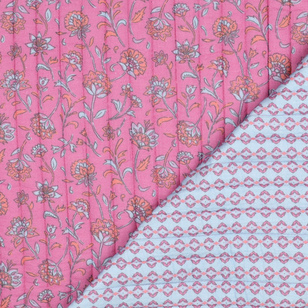 Poppy – Tissu Double Gaze Matelassé Réversible Imprimée – Motif Floral Sur Fond Rose - 10 cm