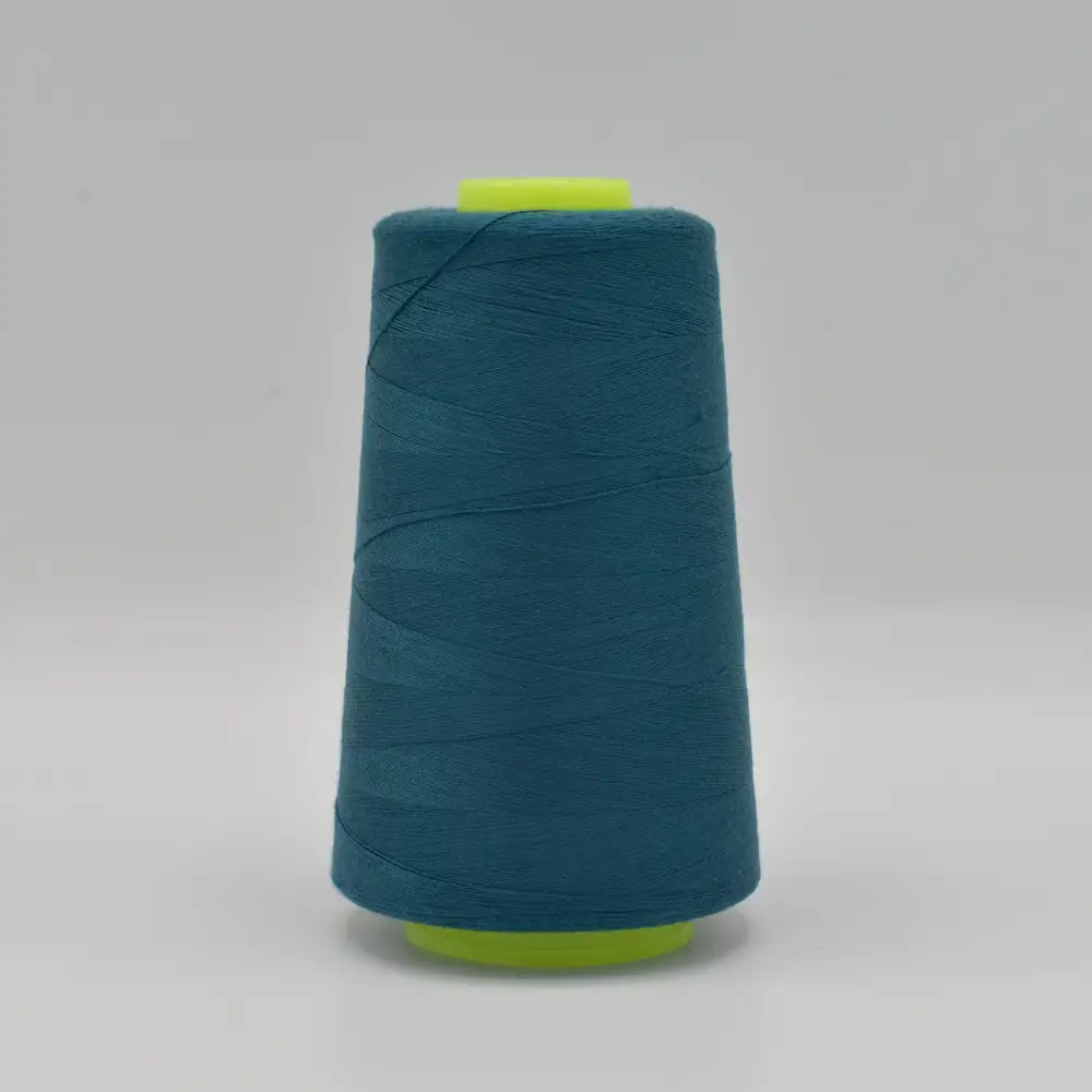Sélection Coup de coudre – Cône Fil Surjeteuse Uni Coloris Bleu Pétrole (2 743 m)