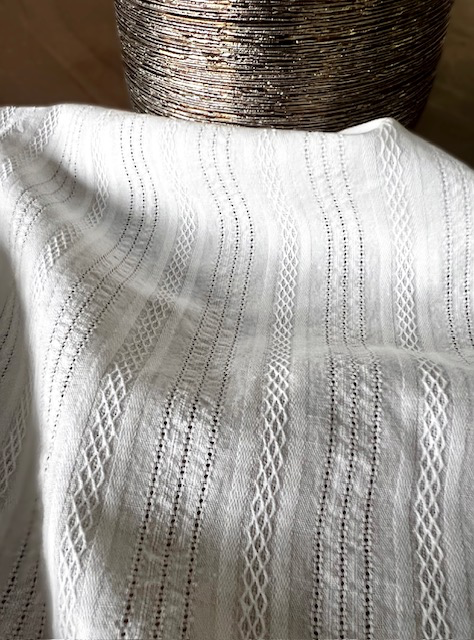 [6161-800] My Dress Made – Tissu Broderie "Iris"Uni Blanc - 10 cm