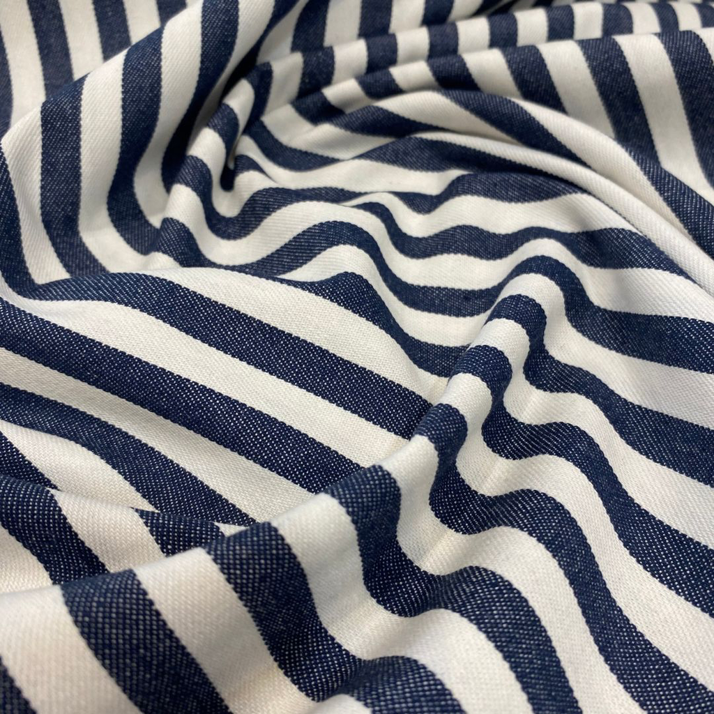 Sélection Coup de coudre – Tissu Denim de Coton Stretch Rayures Larges Bleu Marine - 10 cm