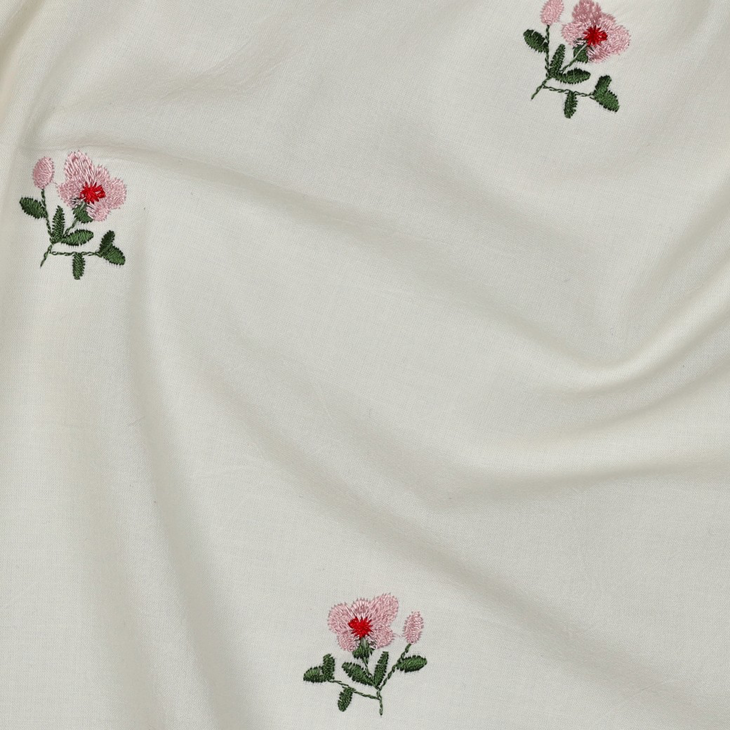 [03890.001] Sélection Coup de Coudre - Tissu Voile de Coton Blanc Cassé Froissé Brodé Fleurs - 10 cm