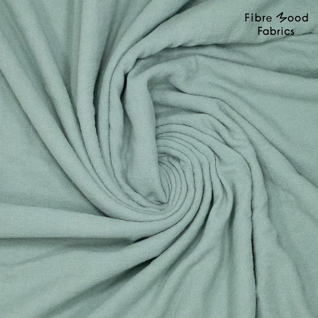 [FM410119-818] Fibre Mood – Tissu Crêpe de Coton « Mireya » Uni Couleur Celadon - 10 cm